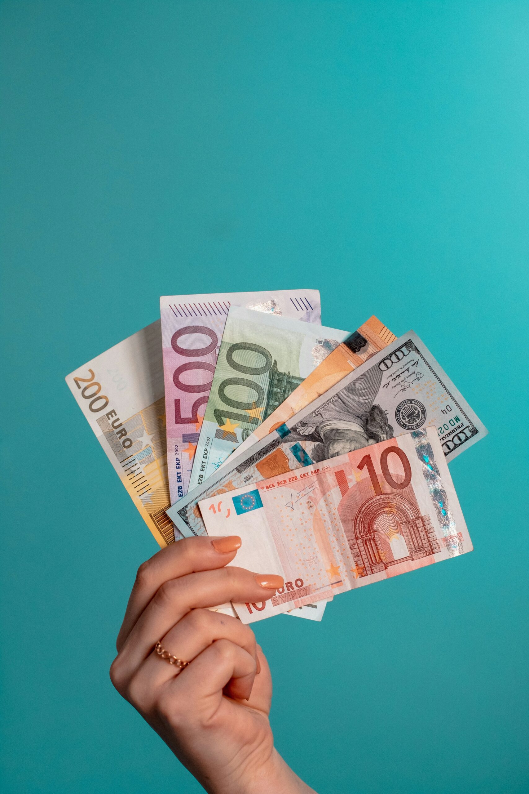 Transparența salarială: mit sau necesitate?